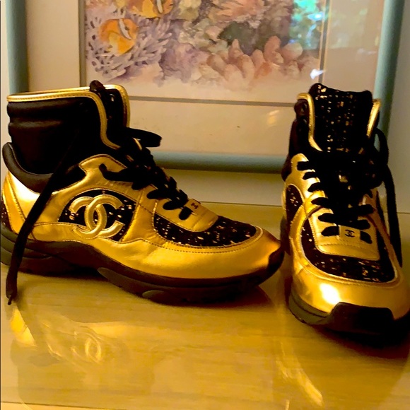 Chanel sneakers - Picture 1 of 3